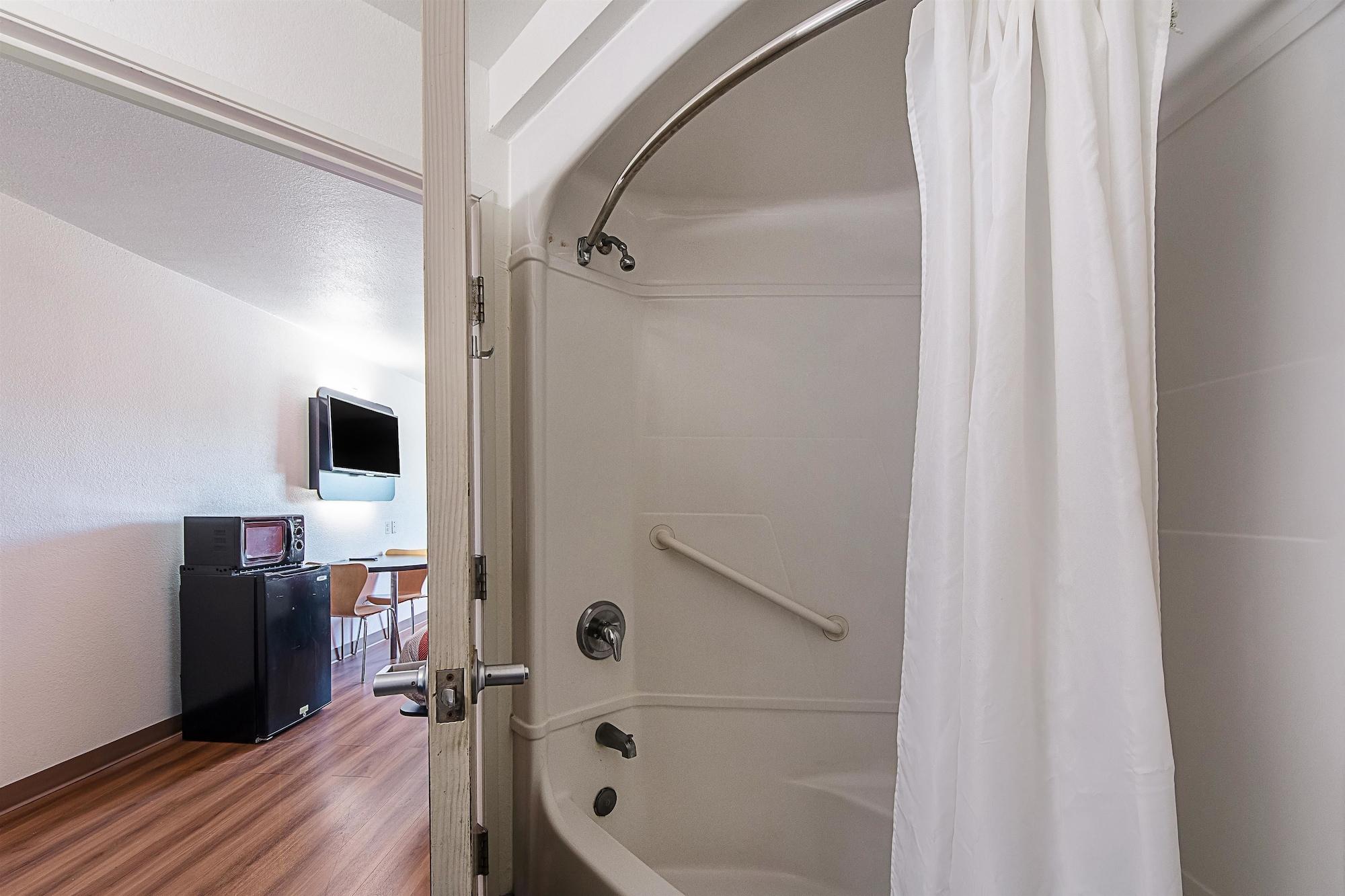 Motel 6-San Antonio, Tx - Downtown - Alamo Dome Eksteriør bilde
